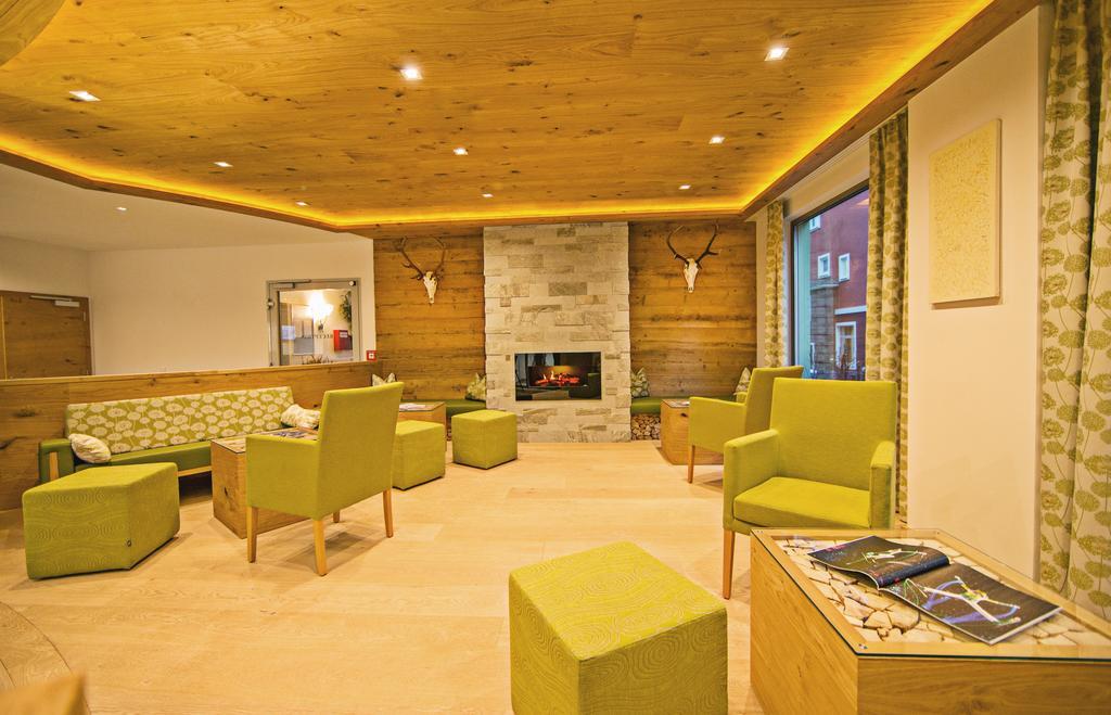 Hotel Gruener Baum Zell am See Luaran gambar