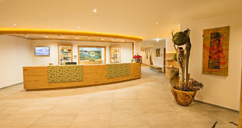 Hotel Gruener Baum Zell am See Luaran gambar