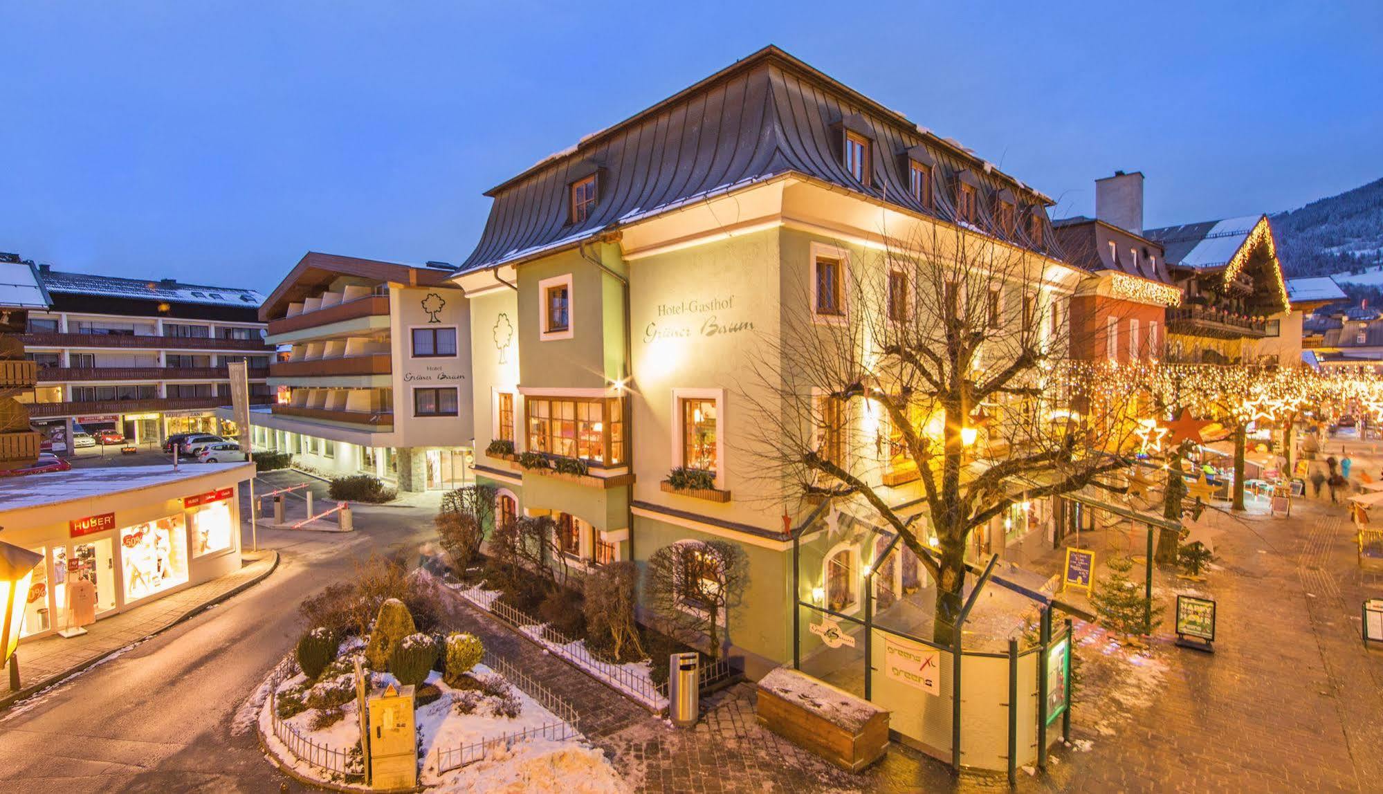 Hotel Gruener Baum Zell am See Luaran gambar