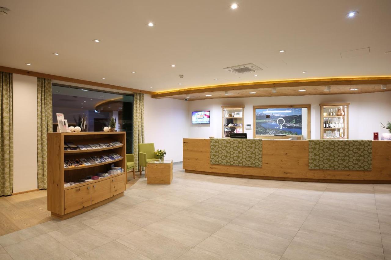 Hotel Gruener Baum Zell am See Luaran gambar